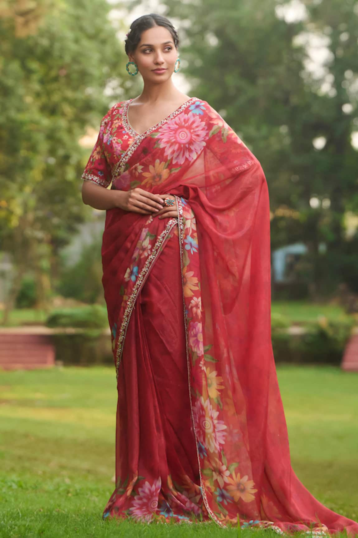 LASHKARAA Red Floral Silk Saree Set 