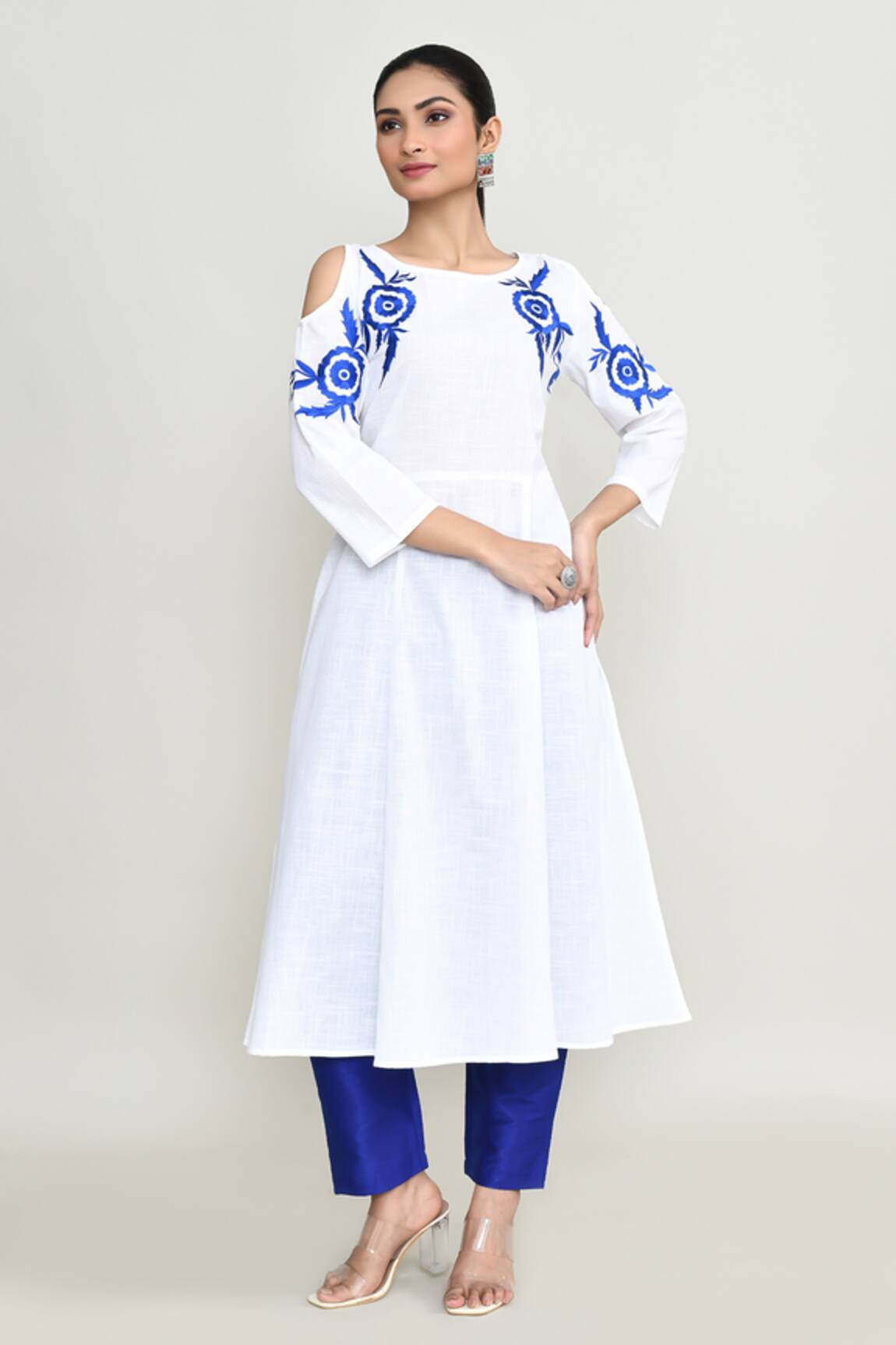 Abbaran White Embroidered Cold Shoulder Kurta 