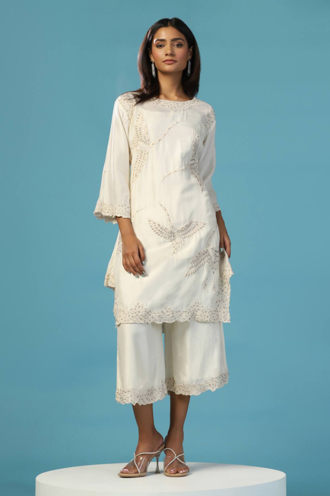 Two Sisters By Gyans Ivory Chanderi Cotton Kurta Pant Set 