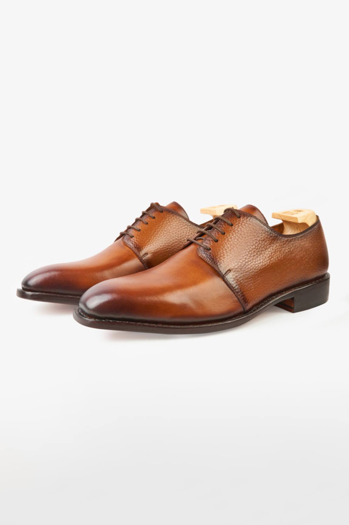 Whitemuds Crosby Tan Milled Derby Shoes 