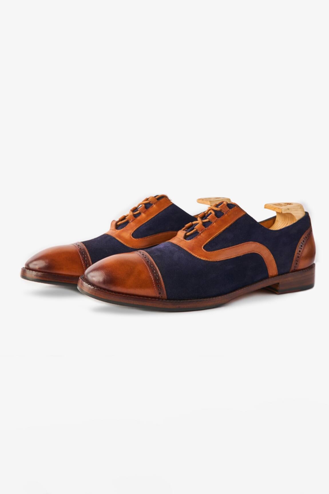 Whitemuds Cashel Blue Suede Oxfords 
