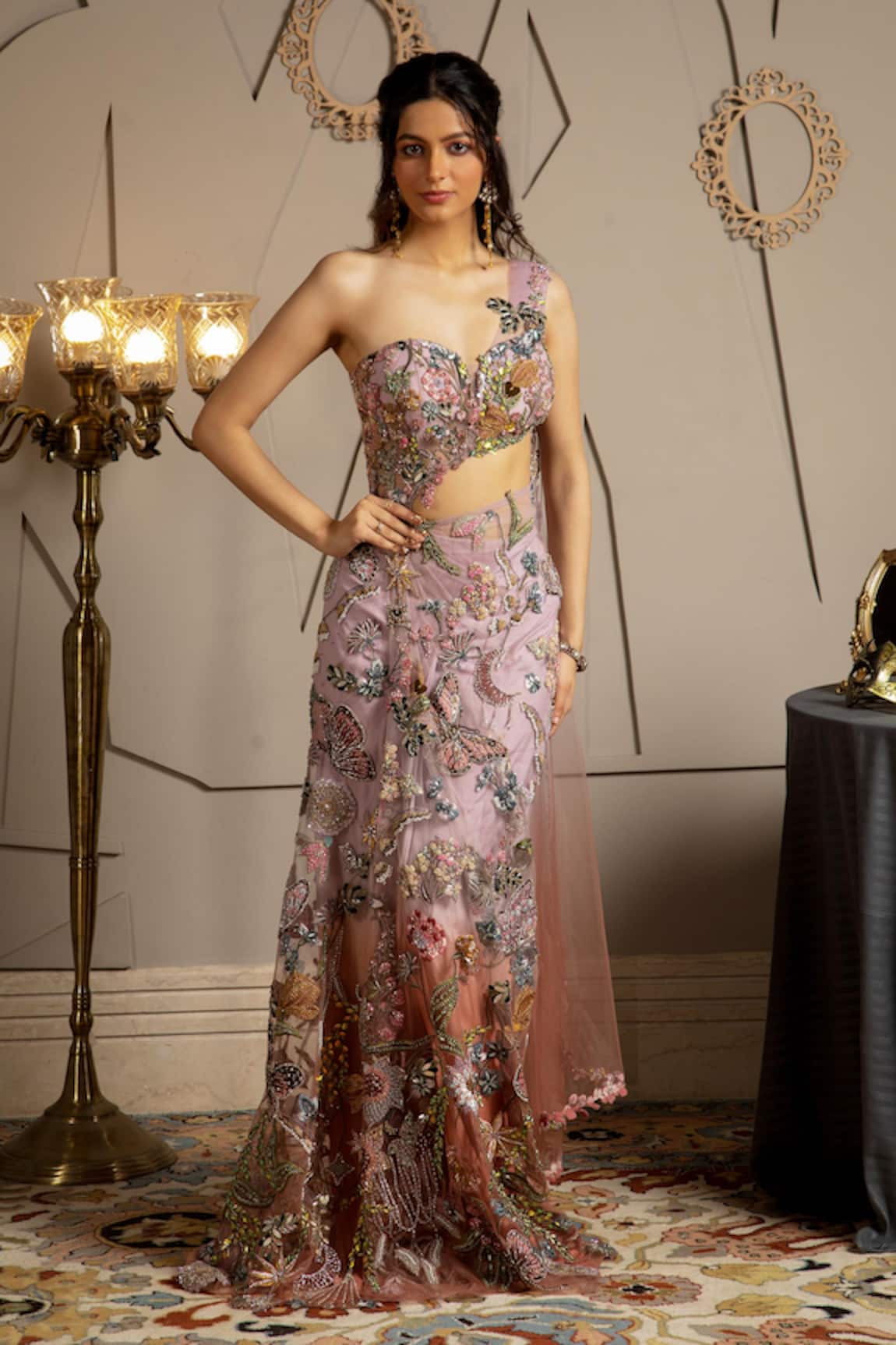 Moledro Elysia Shimmer Net Saree Gown 