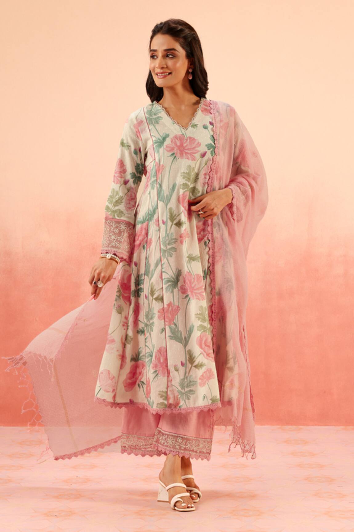 Dohr India Multi Color Floral Kurta Pant Dupatta Set 