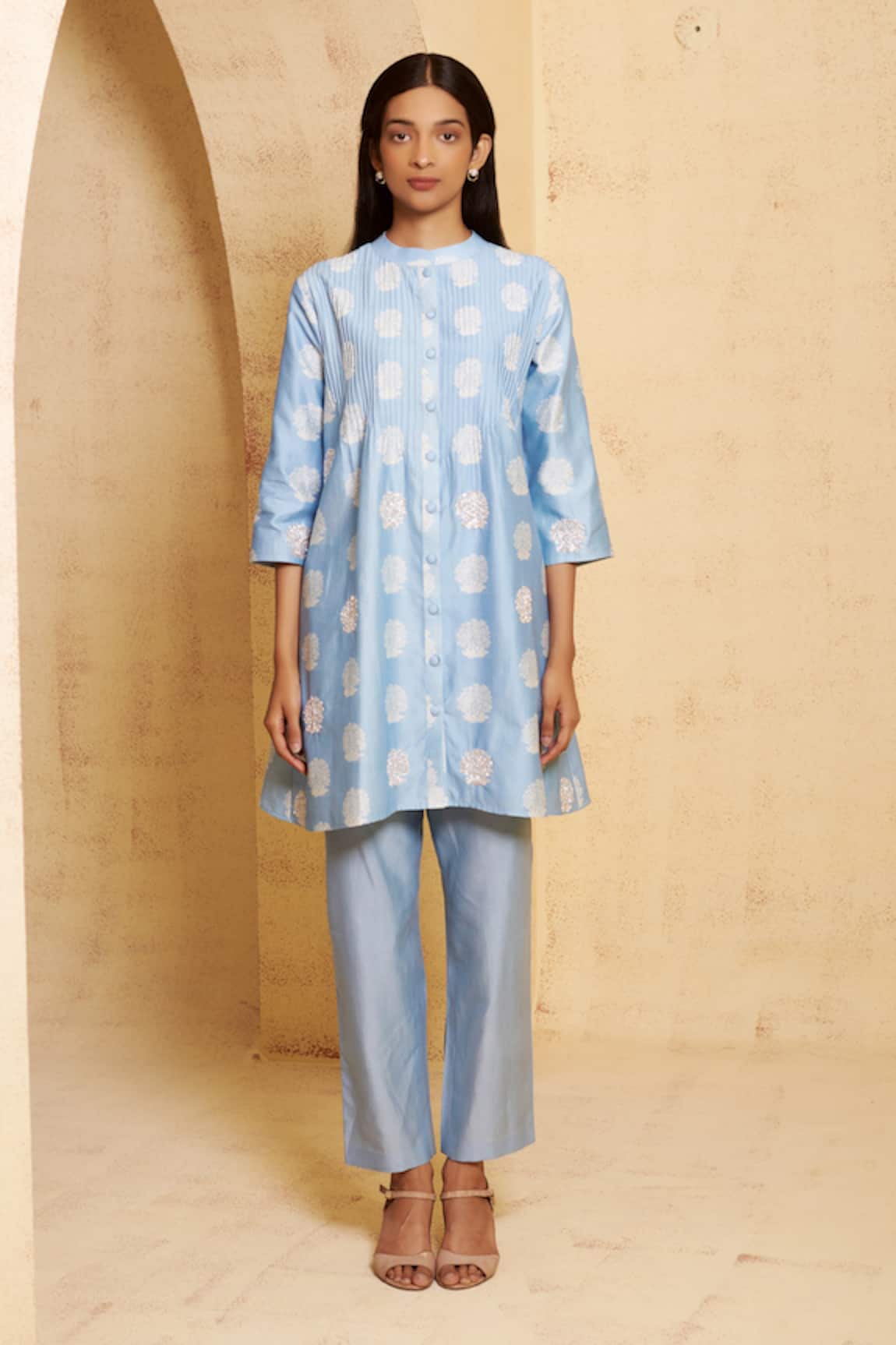 Thetaa Hand Embroidered Pintuck Kurta & Pant Set 