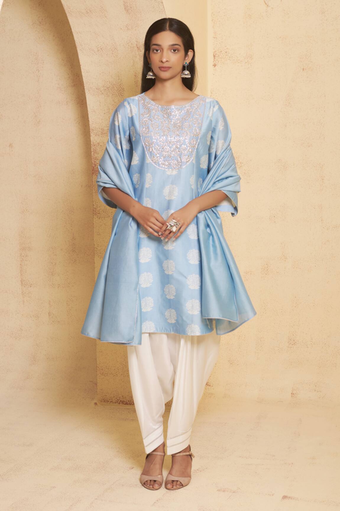Thetaa Hand Embroidered Anarkali Set 