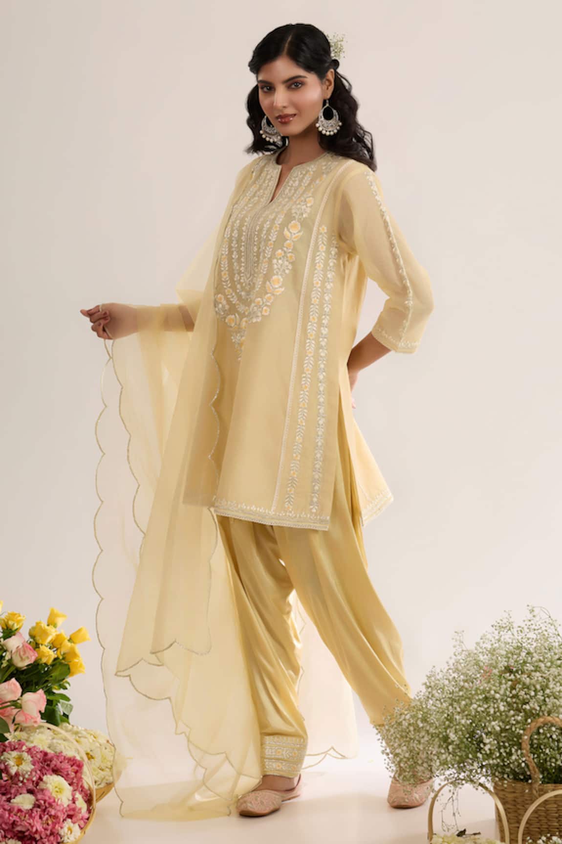 saina kapoor Embroidered Soft Yellow Kurta Set 