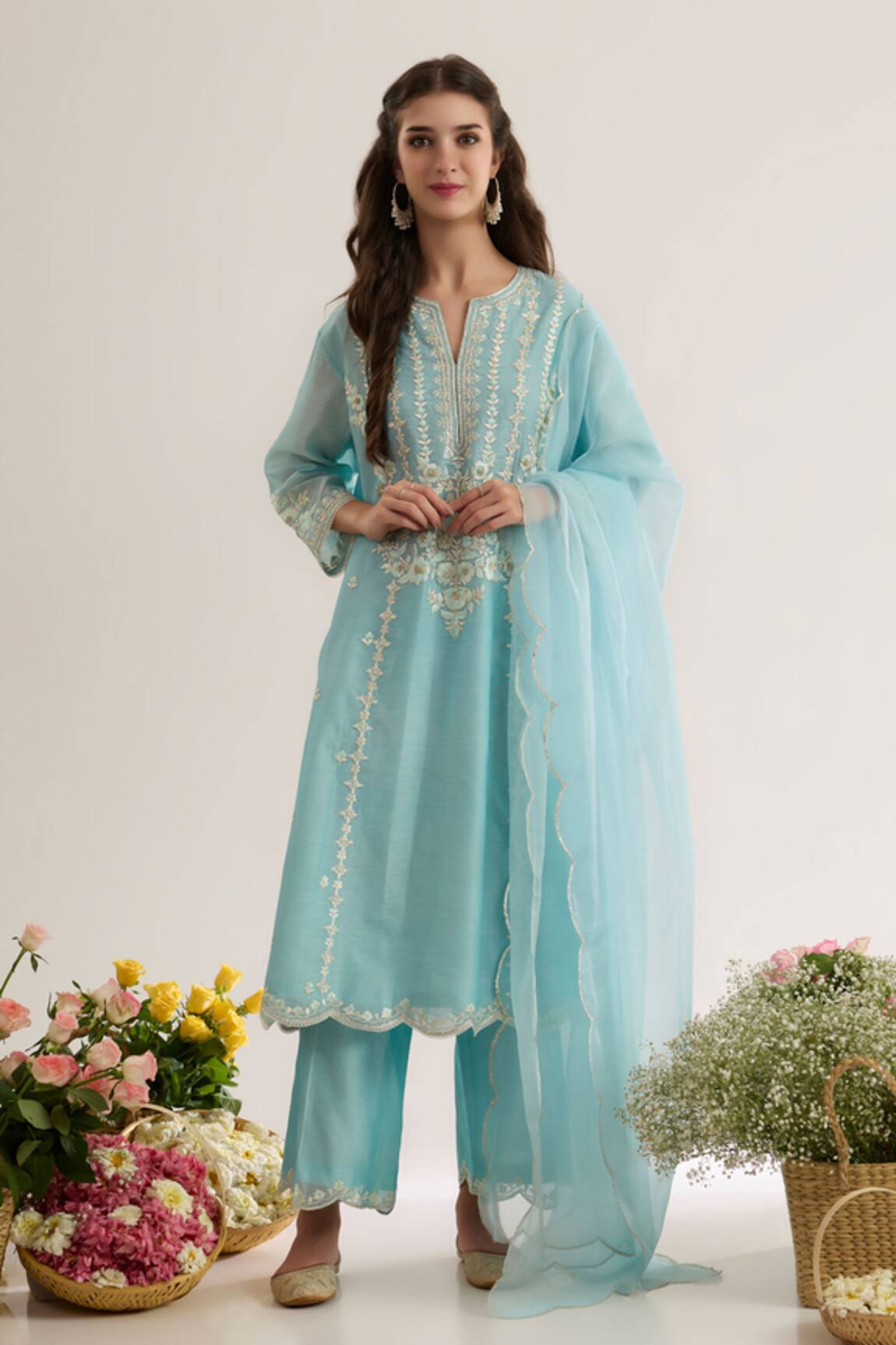 saina kapoor Powder Blue Chanderi Kurta Set 