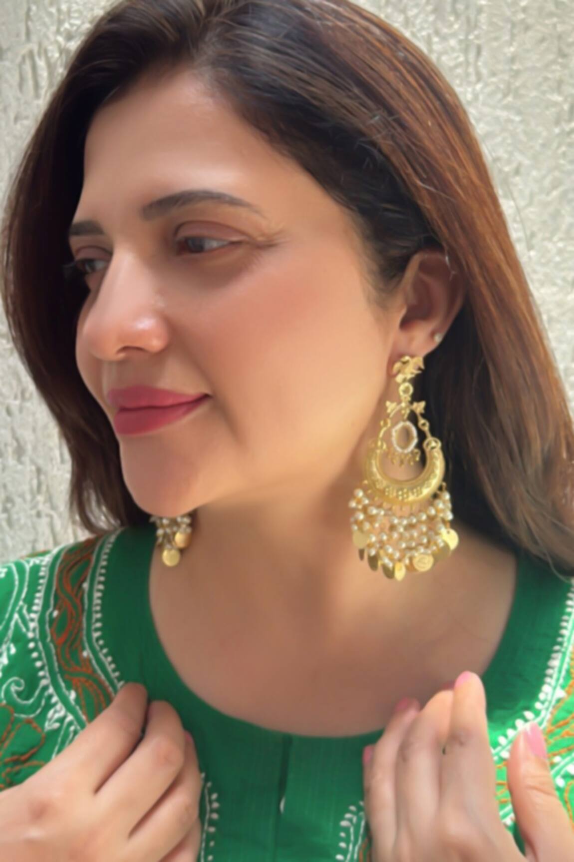 Studio6 Jewels Gold Finish Chandbali Earrings 