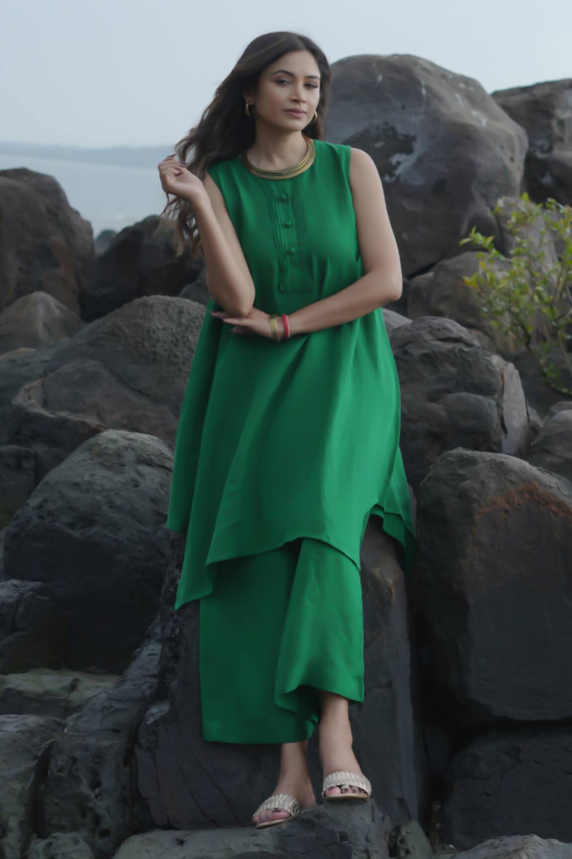 Gothilo Linen Kurta & Palazzo Set 