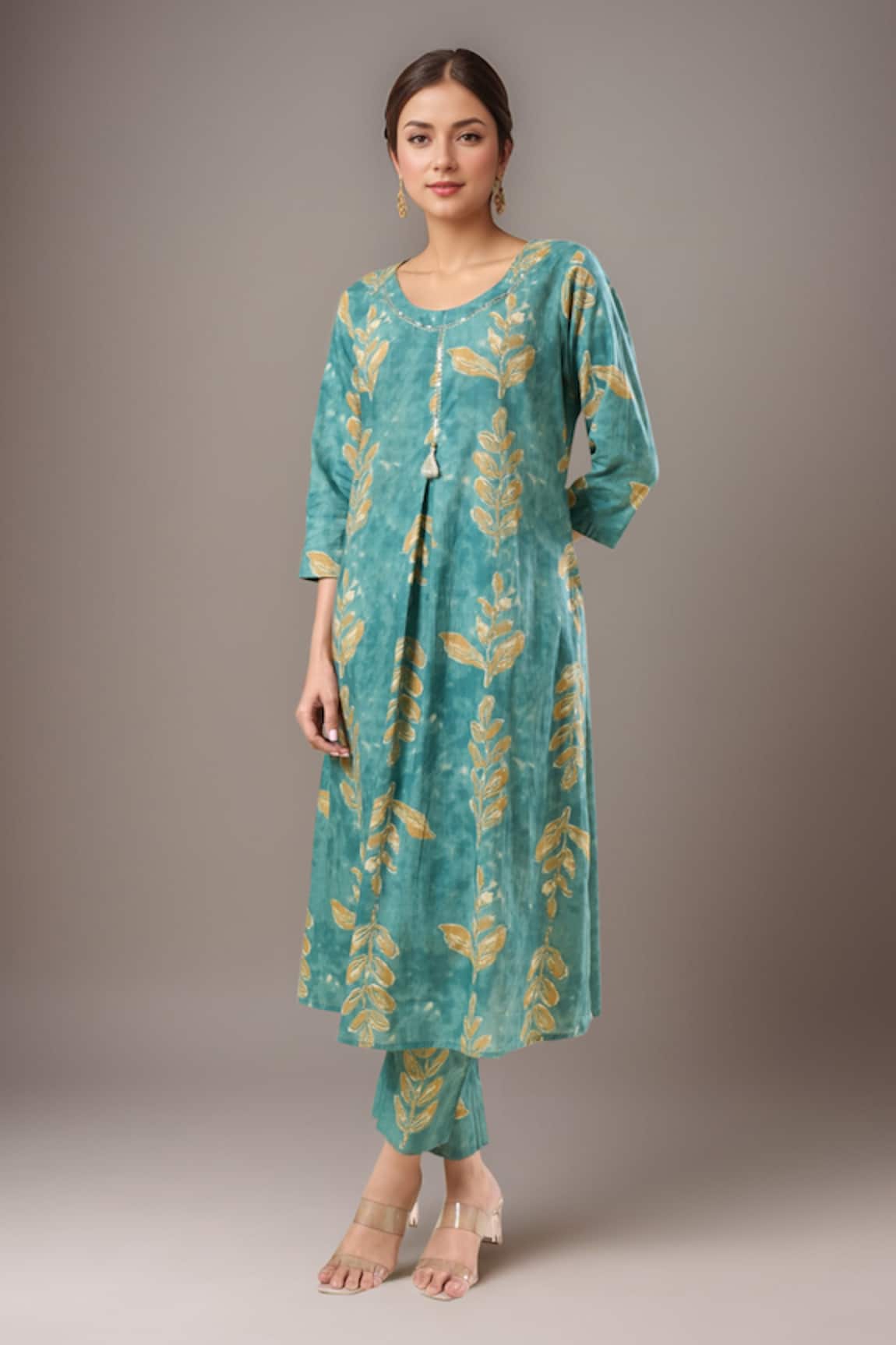 Samyukta Singhania Green Printed Kurta & Pant Set 