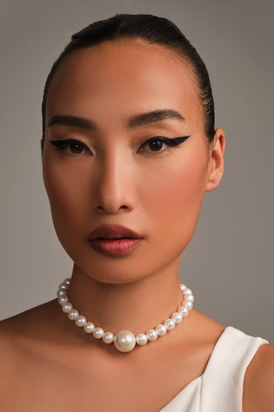 Anaash Adjustable Statement Pearl Necklace 