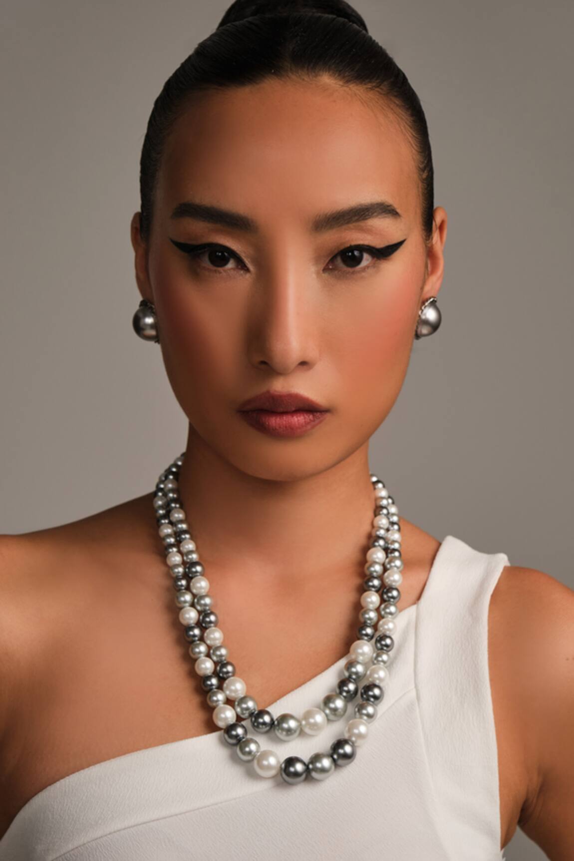 Anaash Double Graded Silver Mixed Necklace 