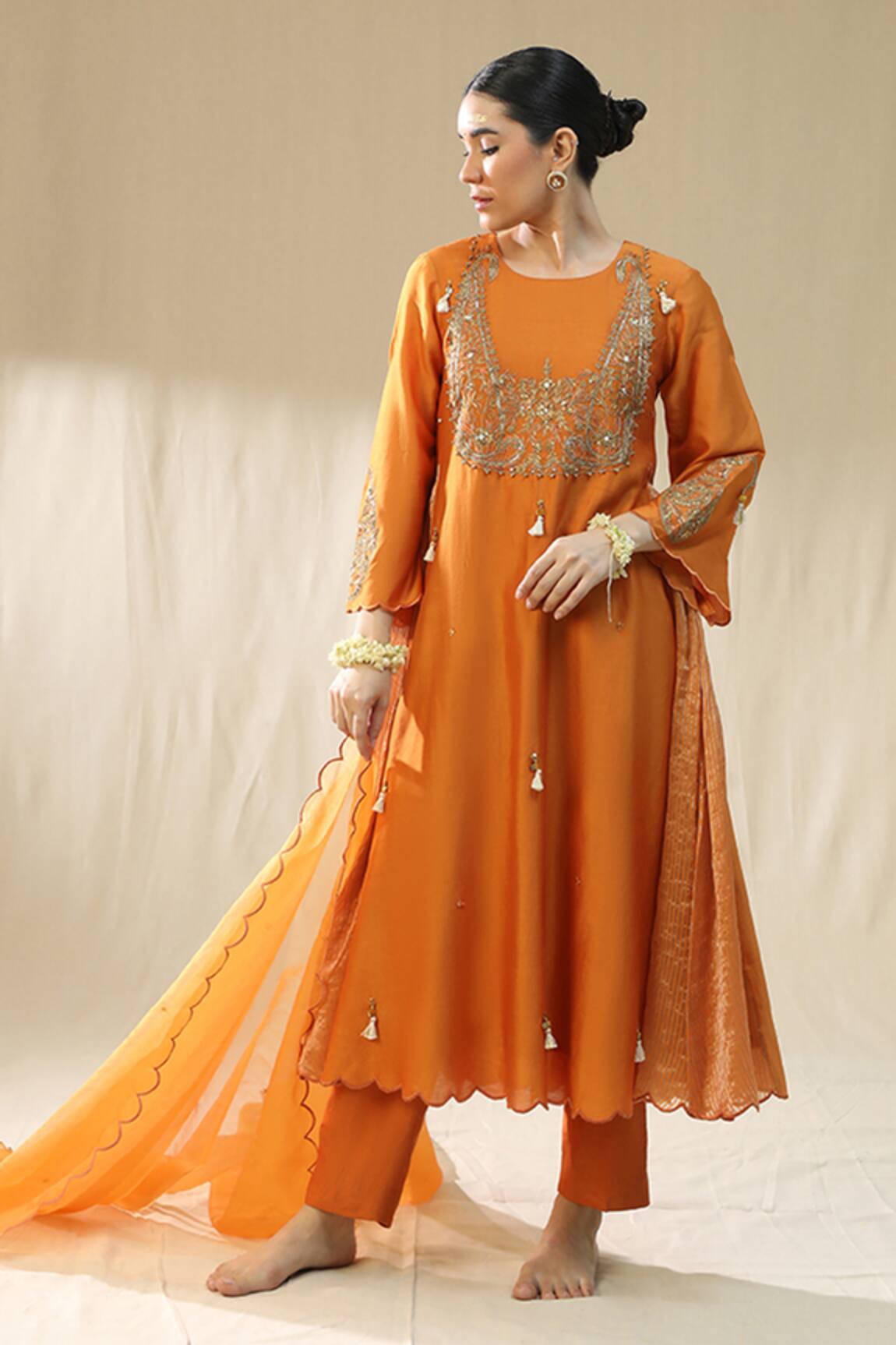 arpita sulakshana A Line Kurta Set With Dupatta 