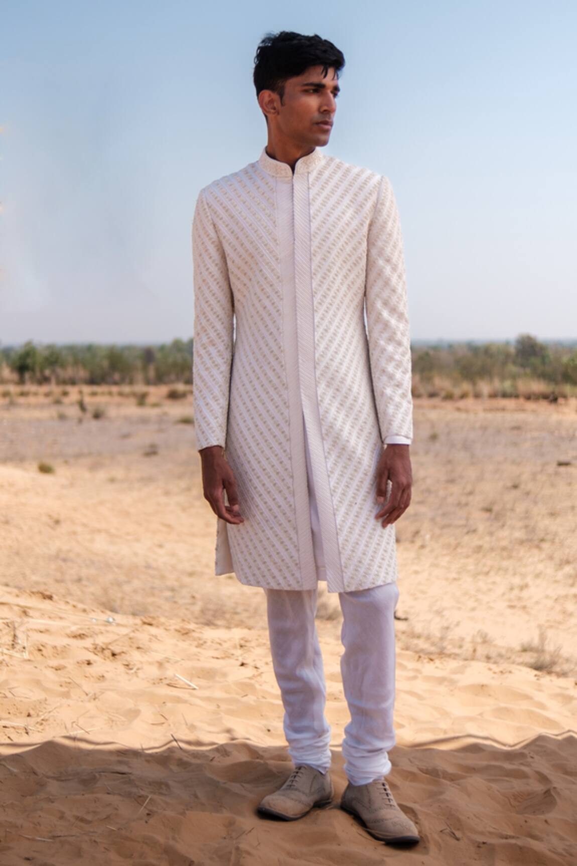 Amaare Cable Link Sherwani Set 