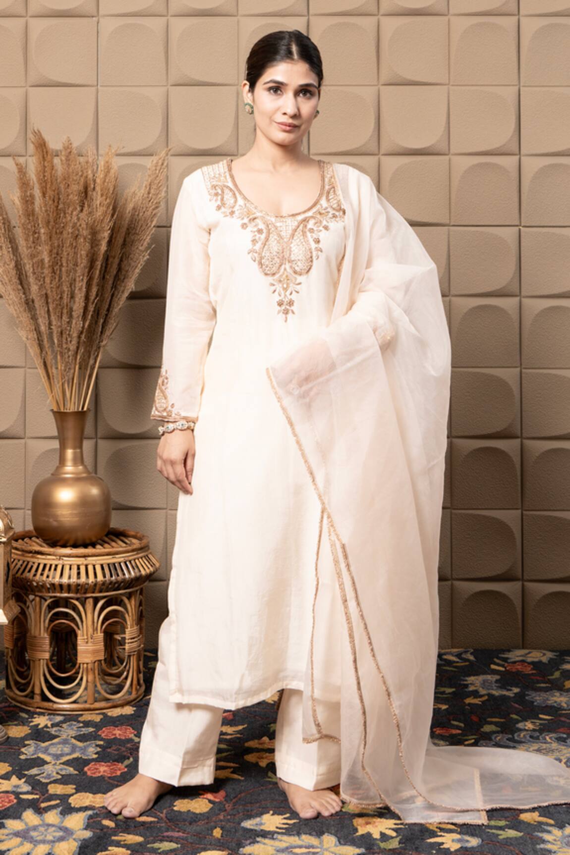 LABEL FLAMINGO BY VRINDA Ivory Zardozi Embroidered Kurta Set 