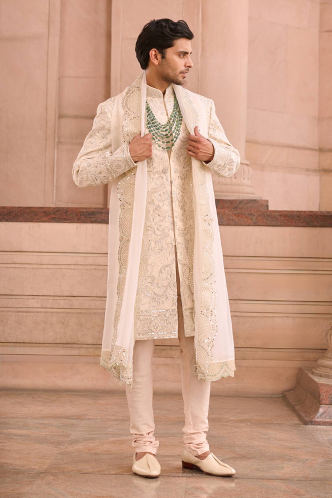 MUKTI AND KAVITH CASA Threadwork Embellished Sherwani Set 