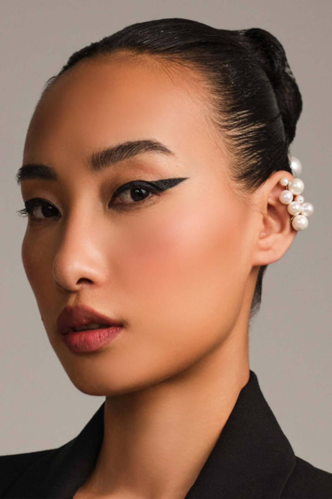 Anaash Bunch Pearl Ear Cuff 