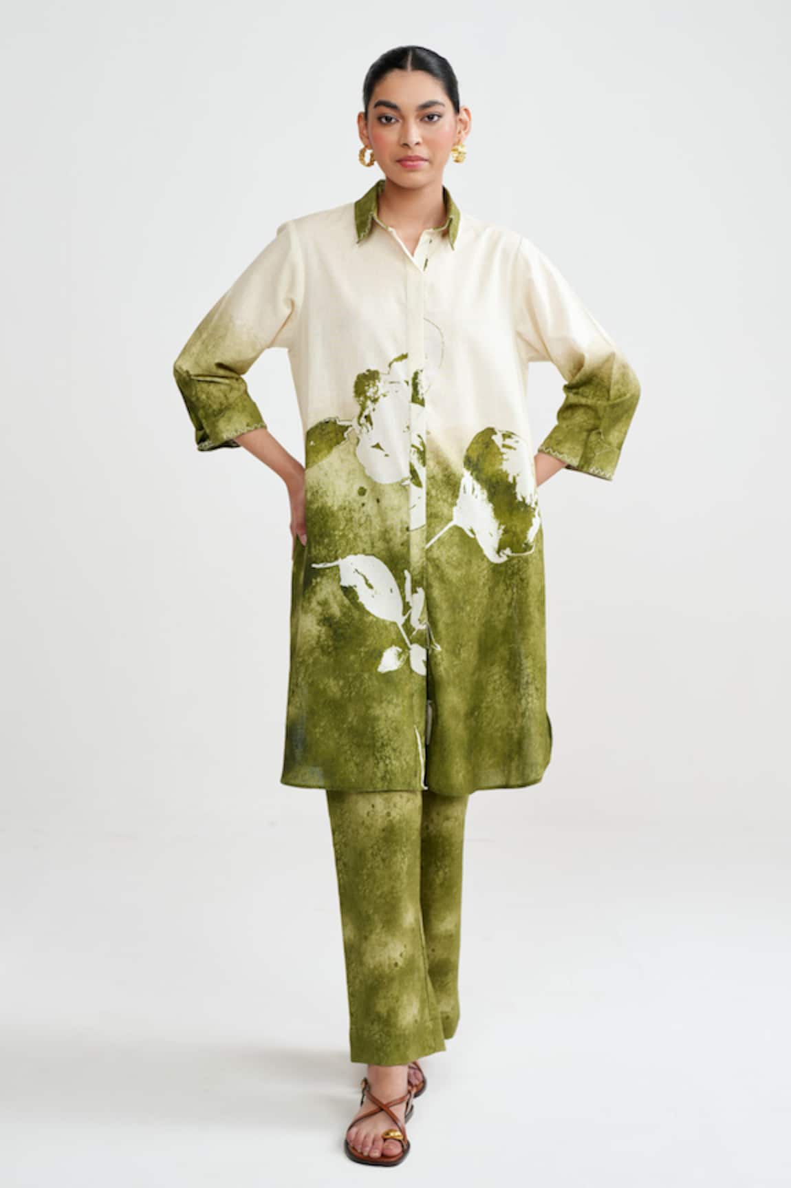 Rainas Verdant Charm Kurta & Pant Set 