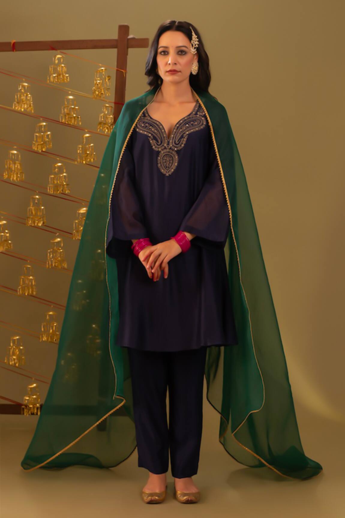 Rashi Jain Navy & Green Chanderi Kurta Set 