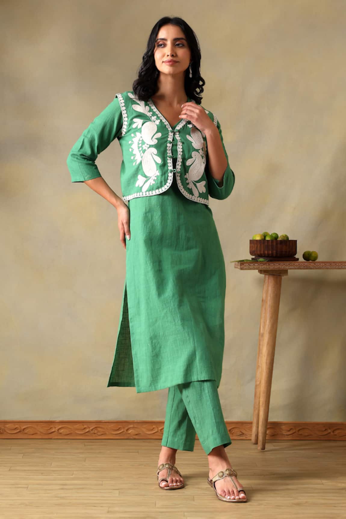 Tashee Green Embroidered Cotton Slub Kurta Set 