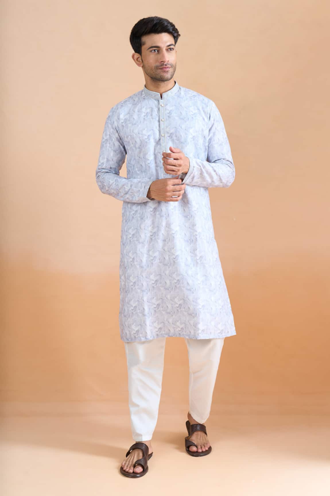 Arihant Rai Sinha Grey Thread & Sequin Printed Kurta Set 