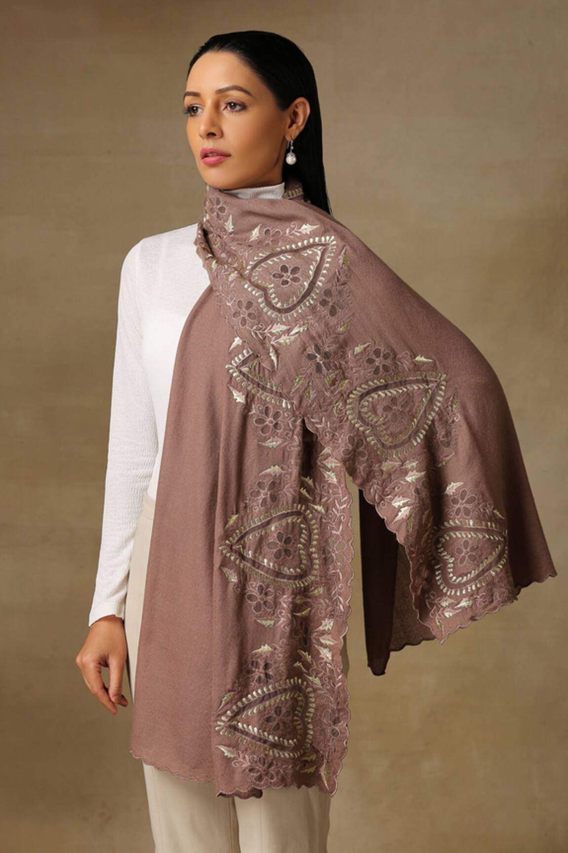 Shaza Brown Zari Detailing Vineyard Stole 