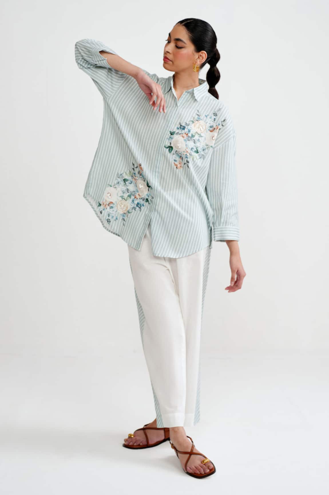 Rainas Floral Lines Cotton Linen Set 