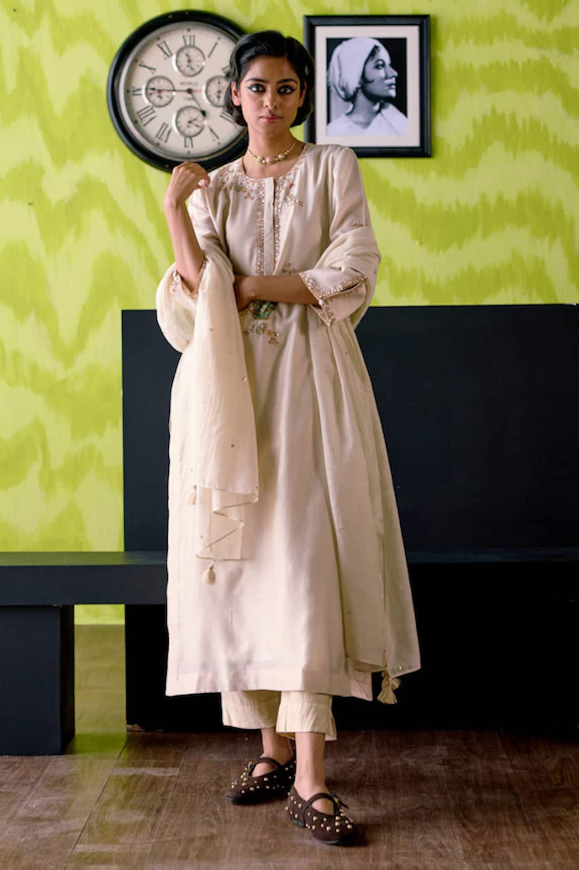 Deep Thee Ivory Chanderi Kurta Set with Dupatta 