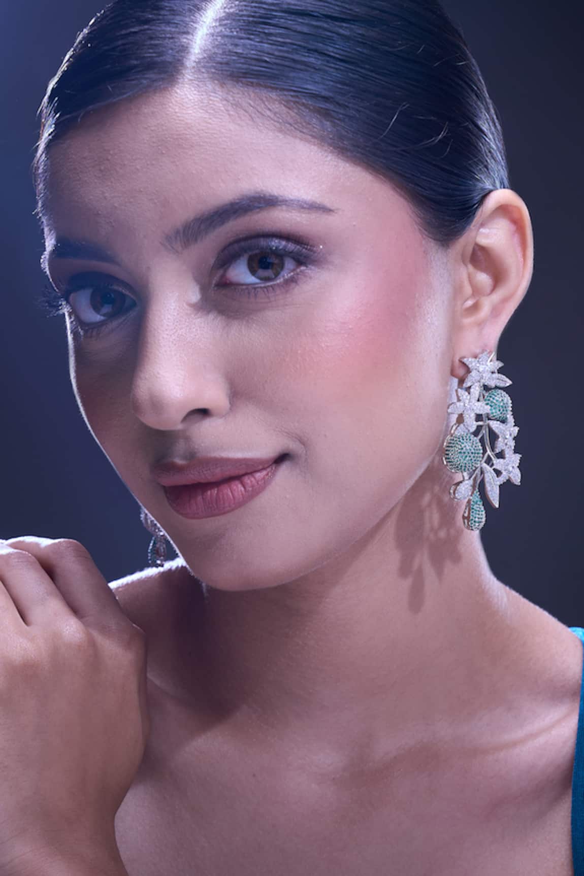 Nazaakat By Samara Singh Green American Diamond Leaf Earrings 