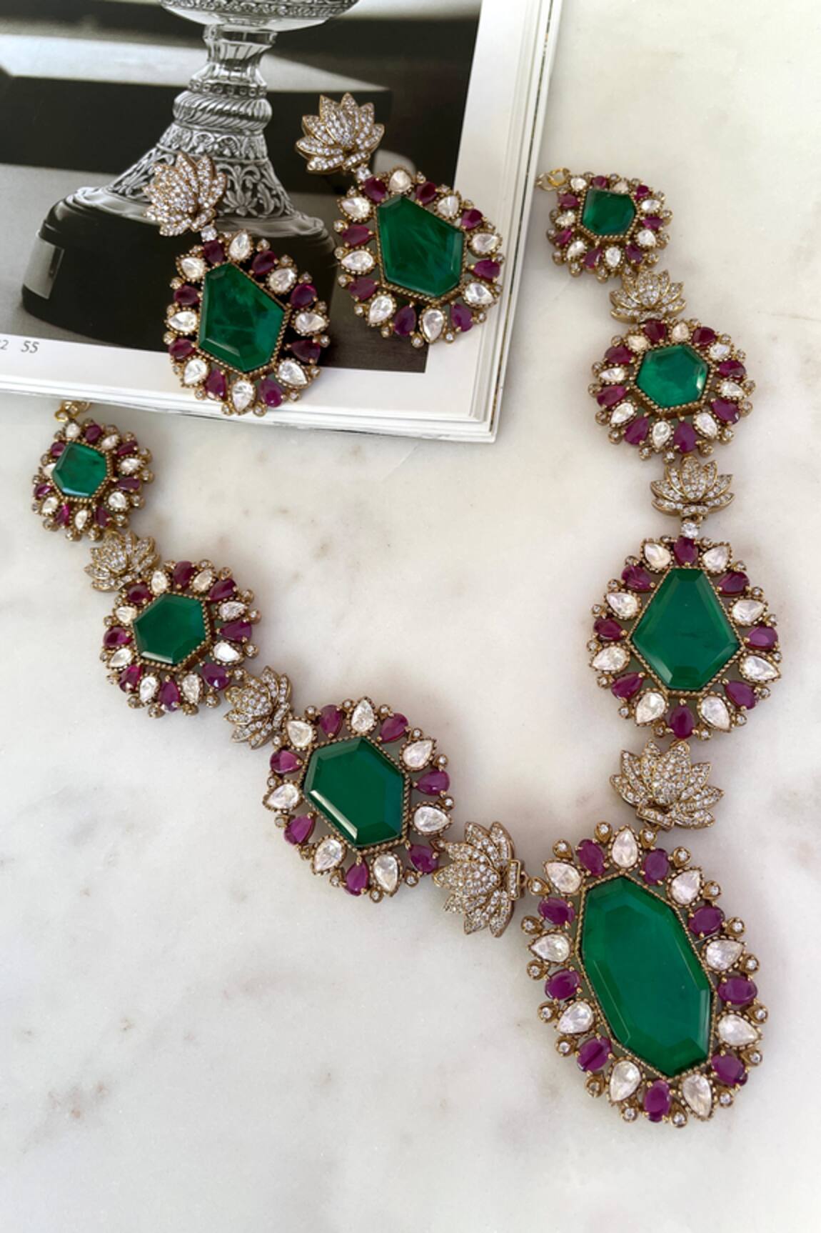 Saga Jewels Green Designer Necklace & Earring Set 
