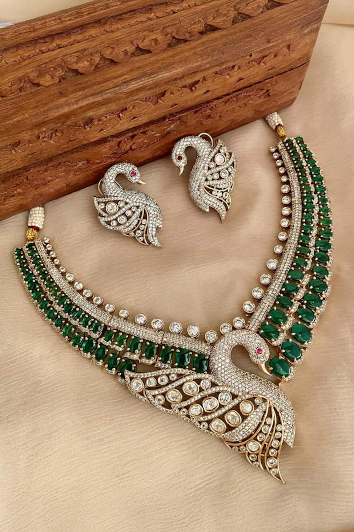 Saga Jewels Designer Green Necklace & Earring Set 
