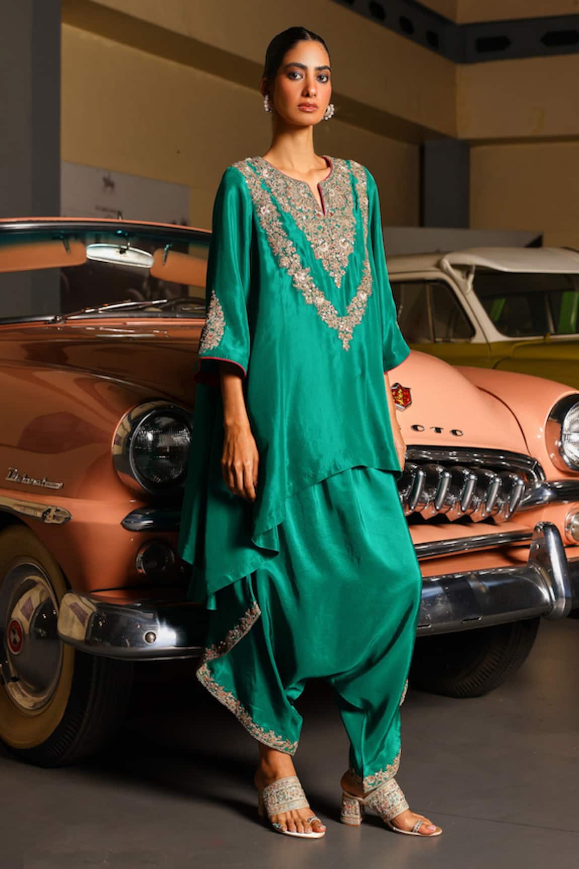 Sabe Ravya Emerald Green Kurta & Harem Pant Set 