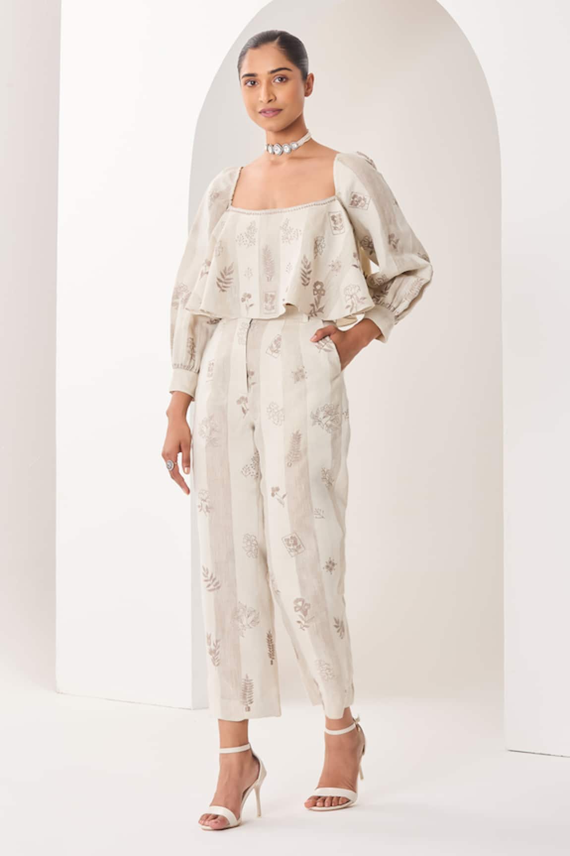 Sue Mue Floral Embroidered Linen Co-Ordinate Set 