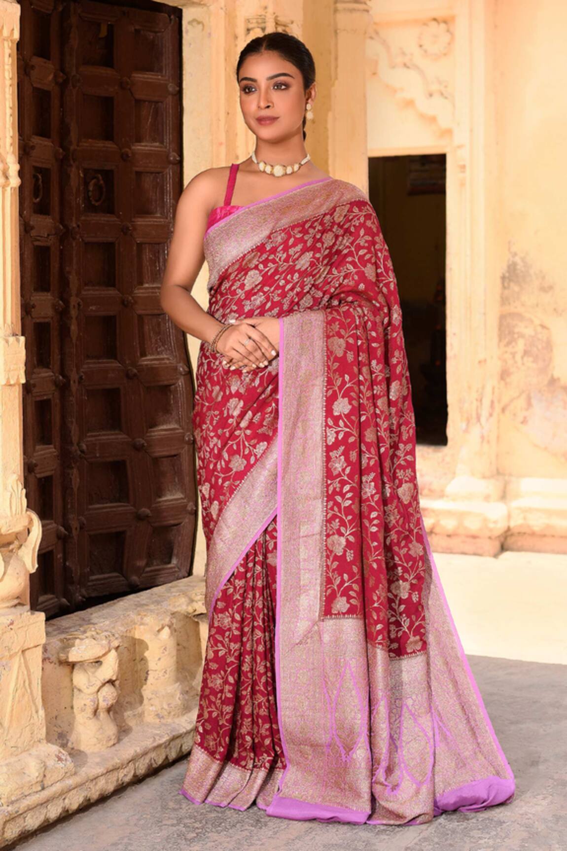 Naaritva India Hand Woven Banarasi Saree With Running Blouse 