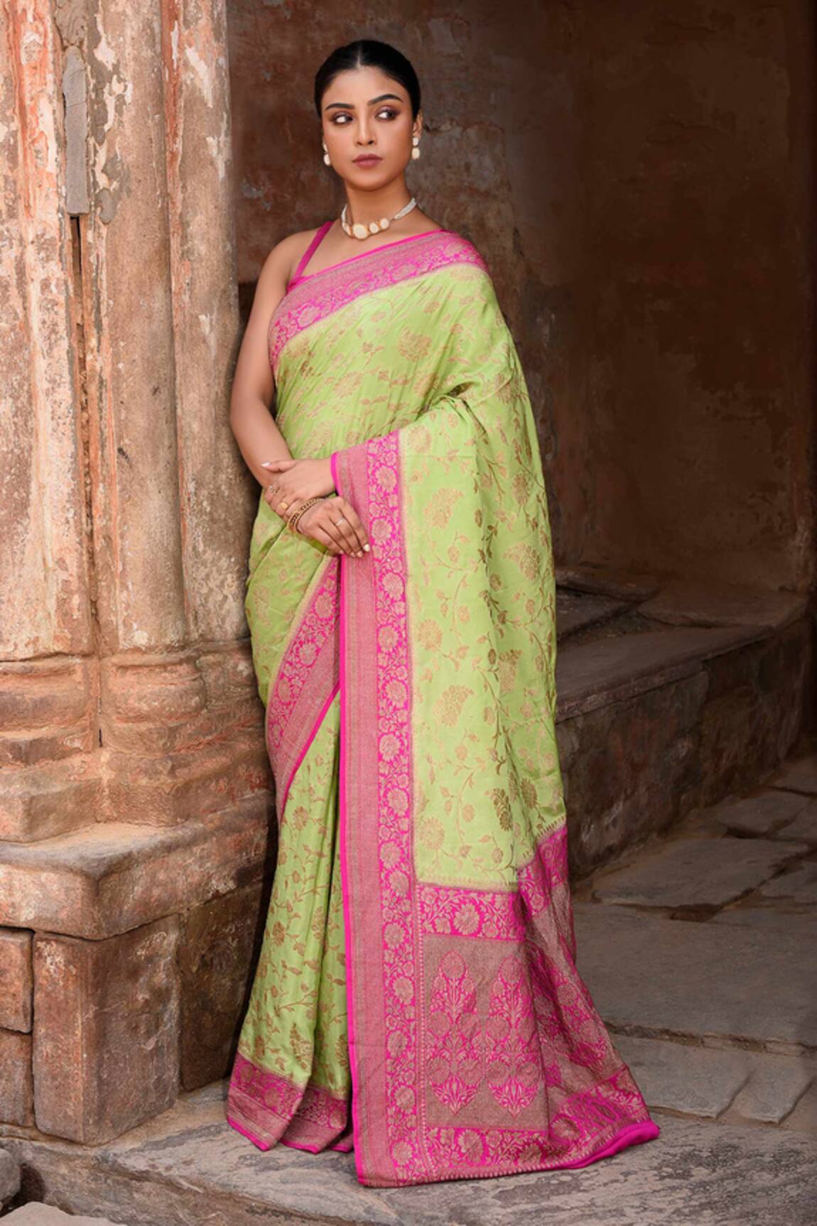 Naaritva India Hand Woven Grass Green Banarasi Saree With Running Blouse 
