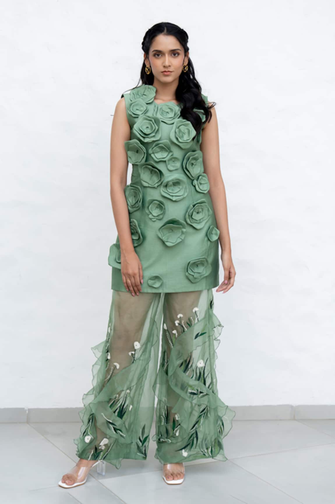 Chambray & CO. Sage Green Floral Embroidered Kurta Set 