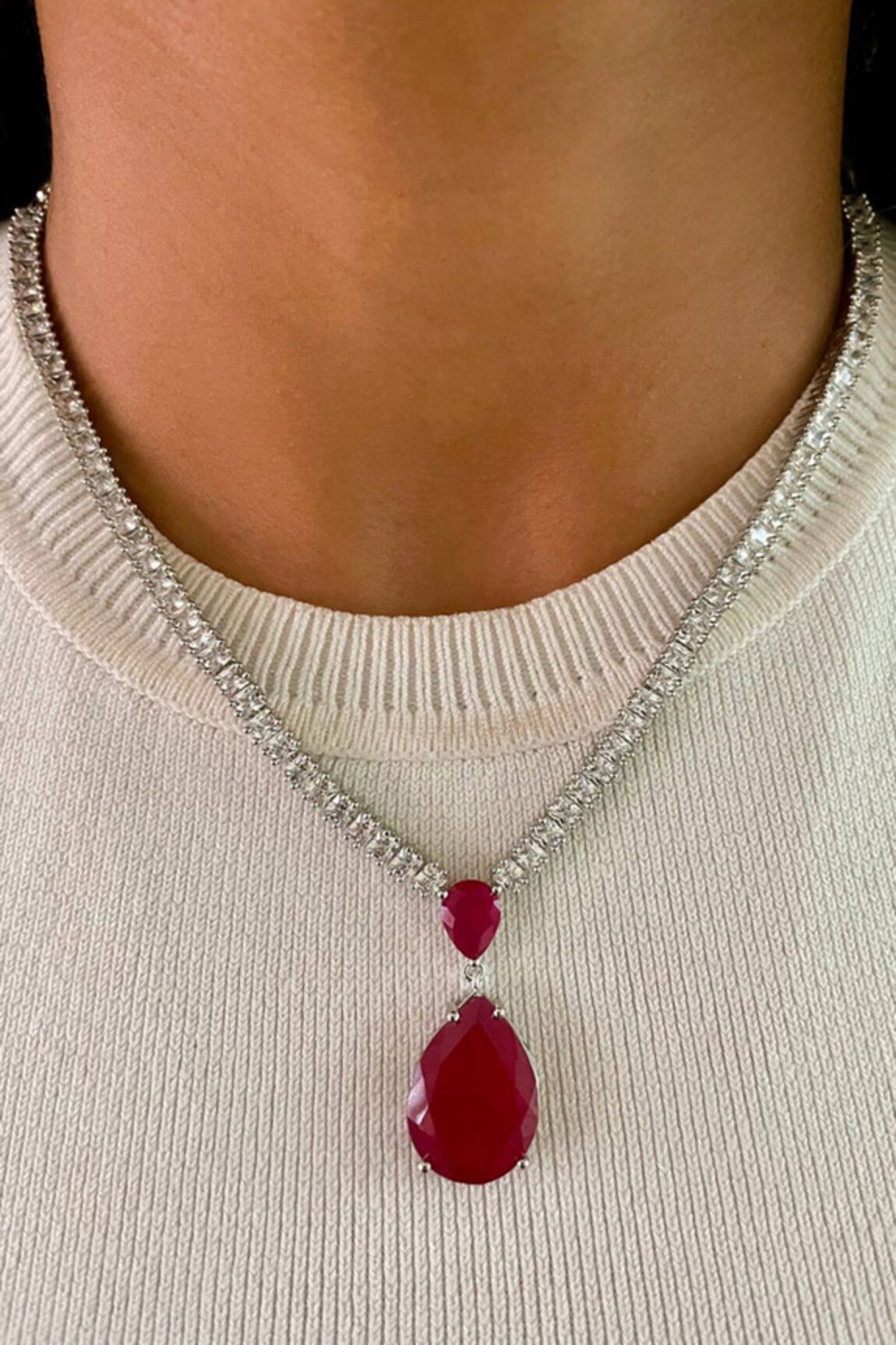 Prerto Noelle Infinity Ruby Diamond Stones Set 
