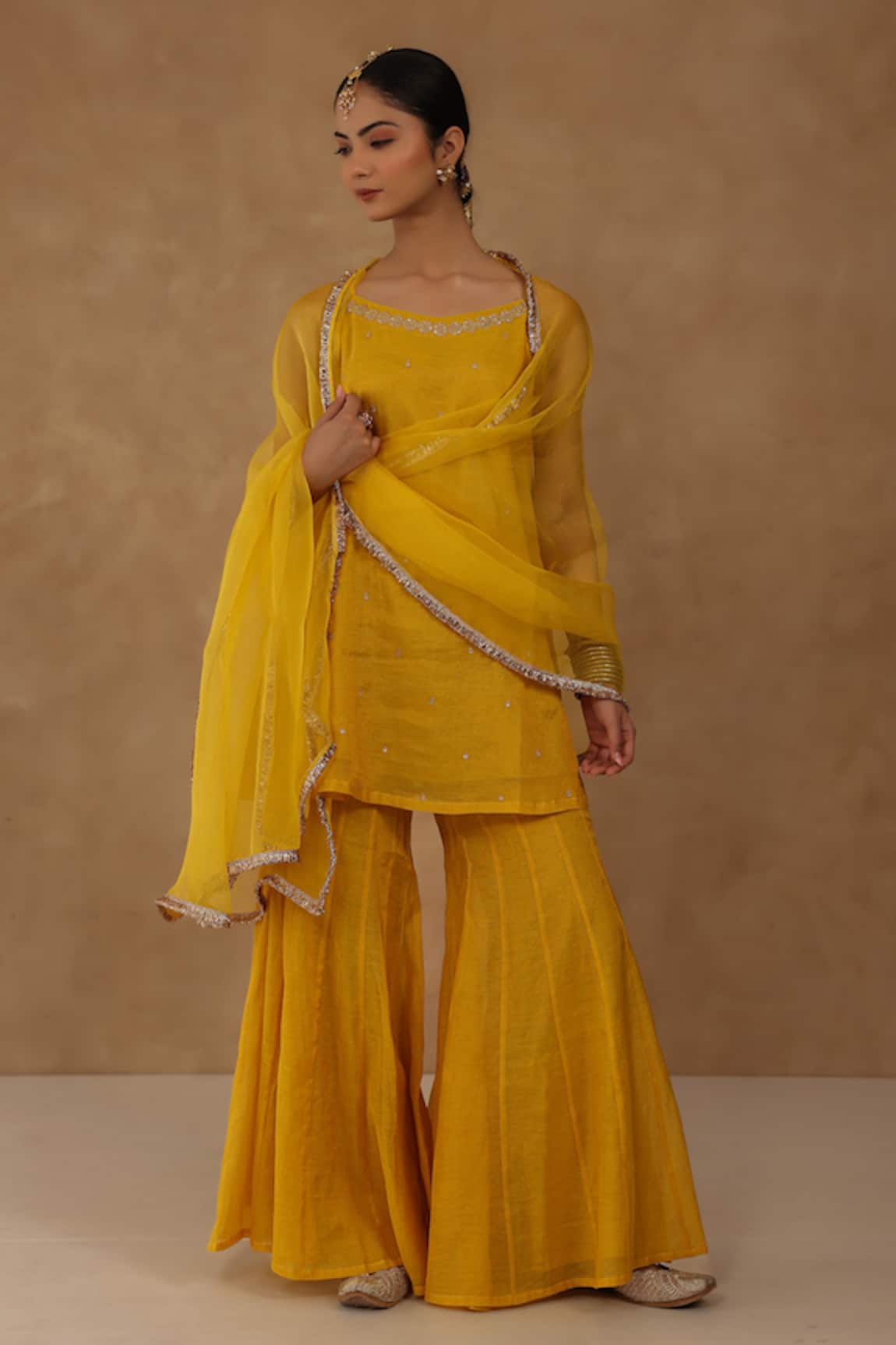 Charu Makkar Mustard Tissue Chanderi Kurta Set 