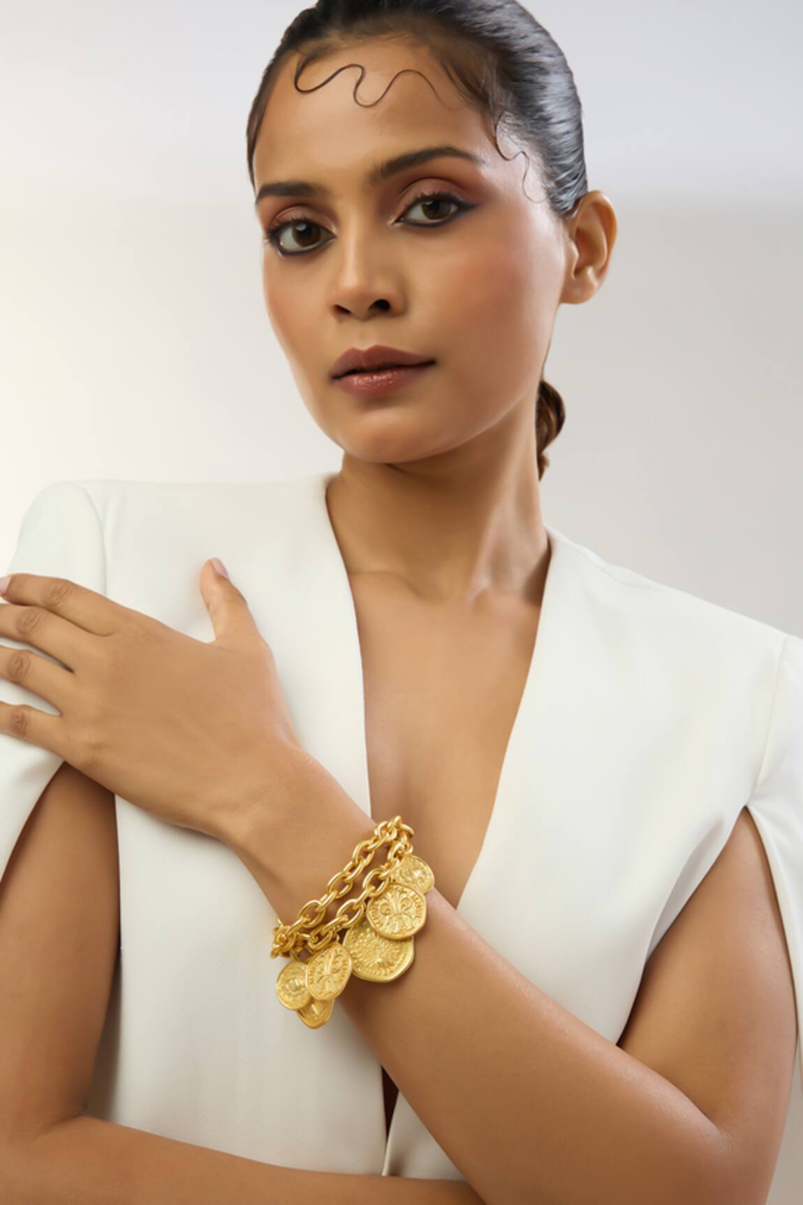 Mnsh Mor Kamal Chunky Bracelet 