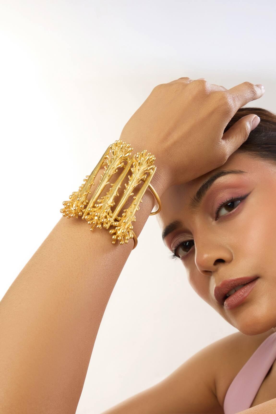 Mnsh Vine Statement Cuff 