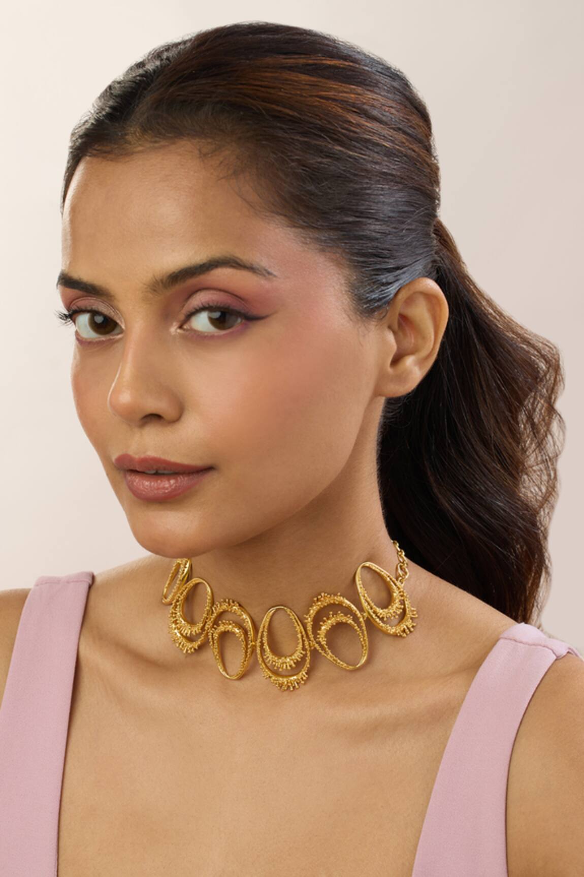 Mnsh Vine Oval Choker 