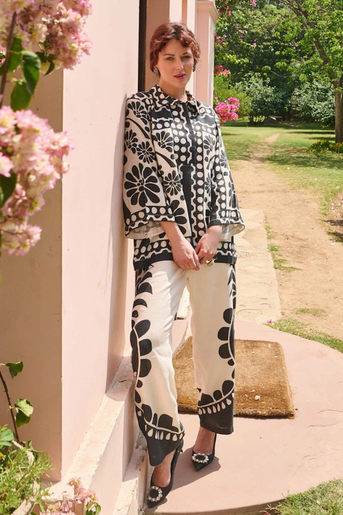Nika 1.0 Black Haze Printed Set 