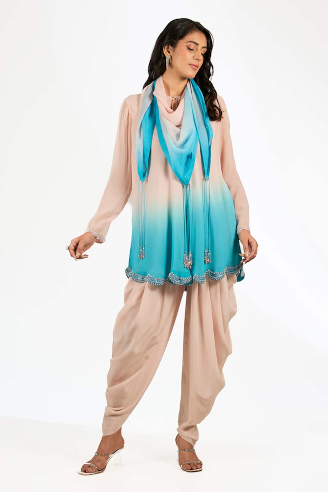 Anjali Kanwar Ombre Kurta Set With Dhoti Pant & Stole 