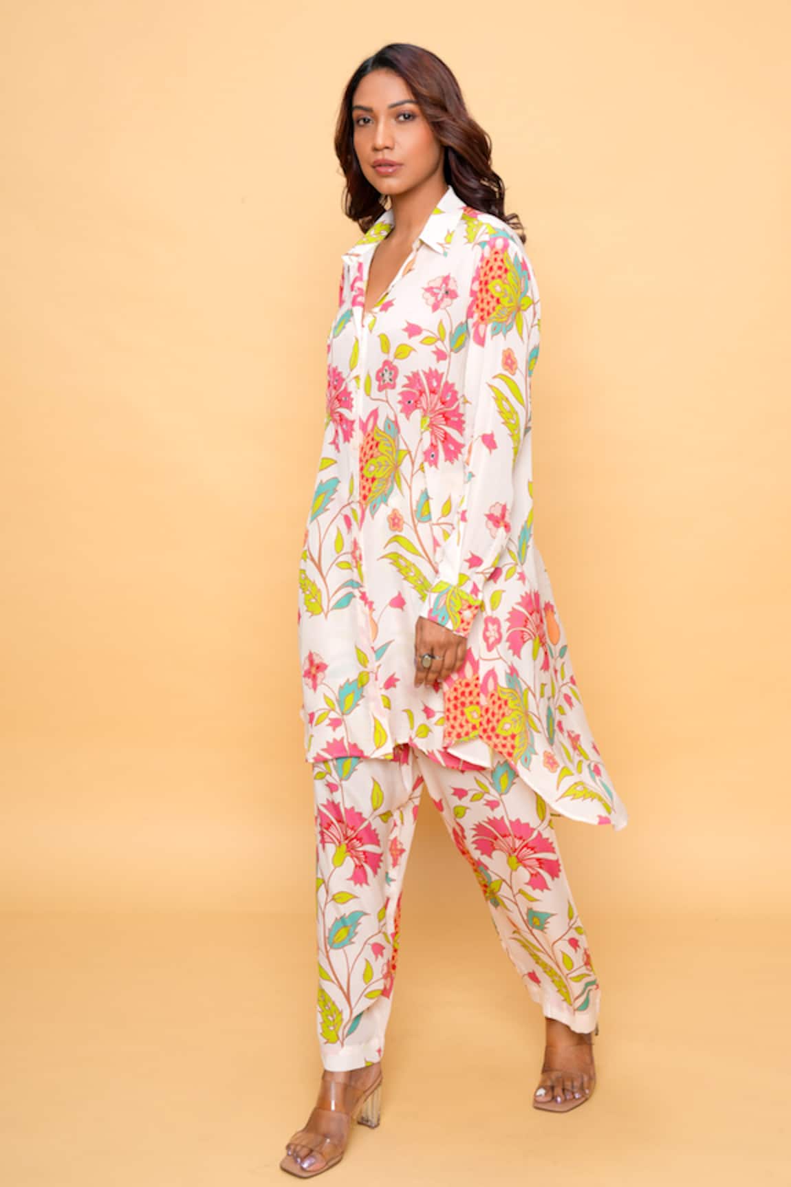 Sajeda A Lehry Floral Digital Print Kurta Pant Set 