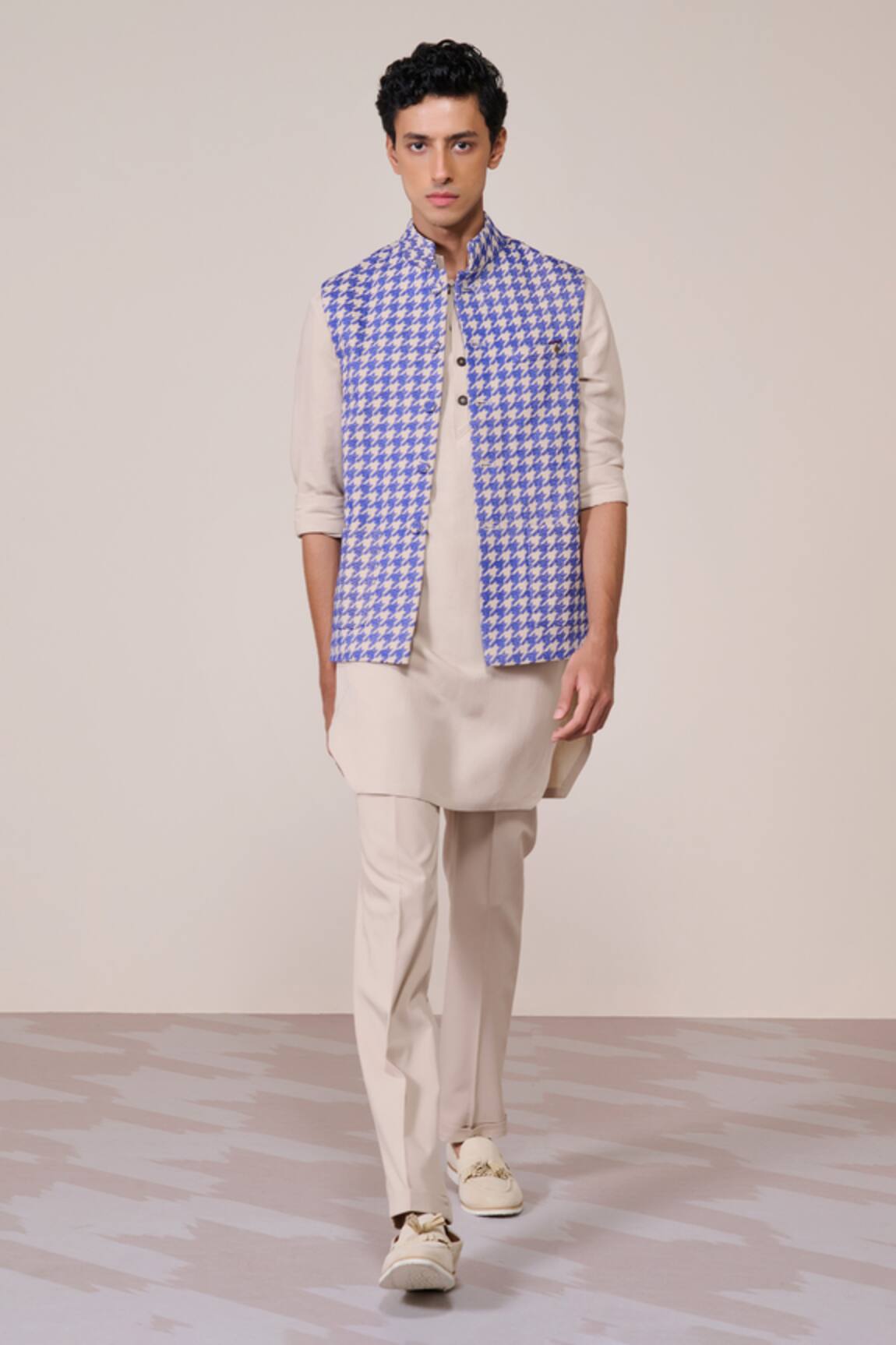 S&N By Shantnu Nikhil Ecru Slim Fit Nehru Jacket 