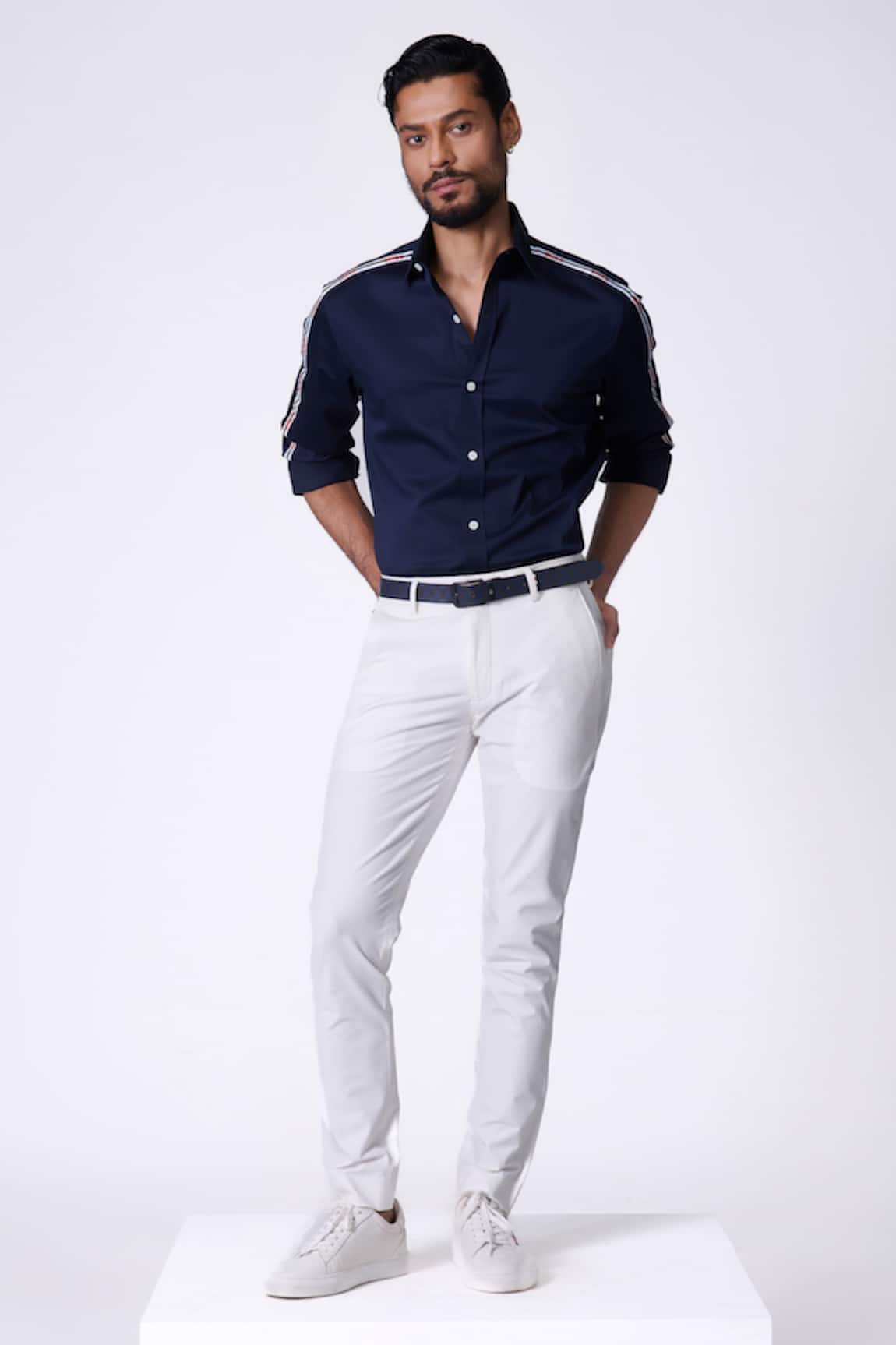 S&N By Shantnu Nikhil Slim Fit White Spandex Trouser 