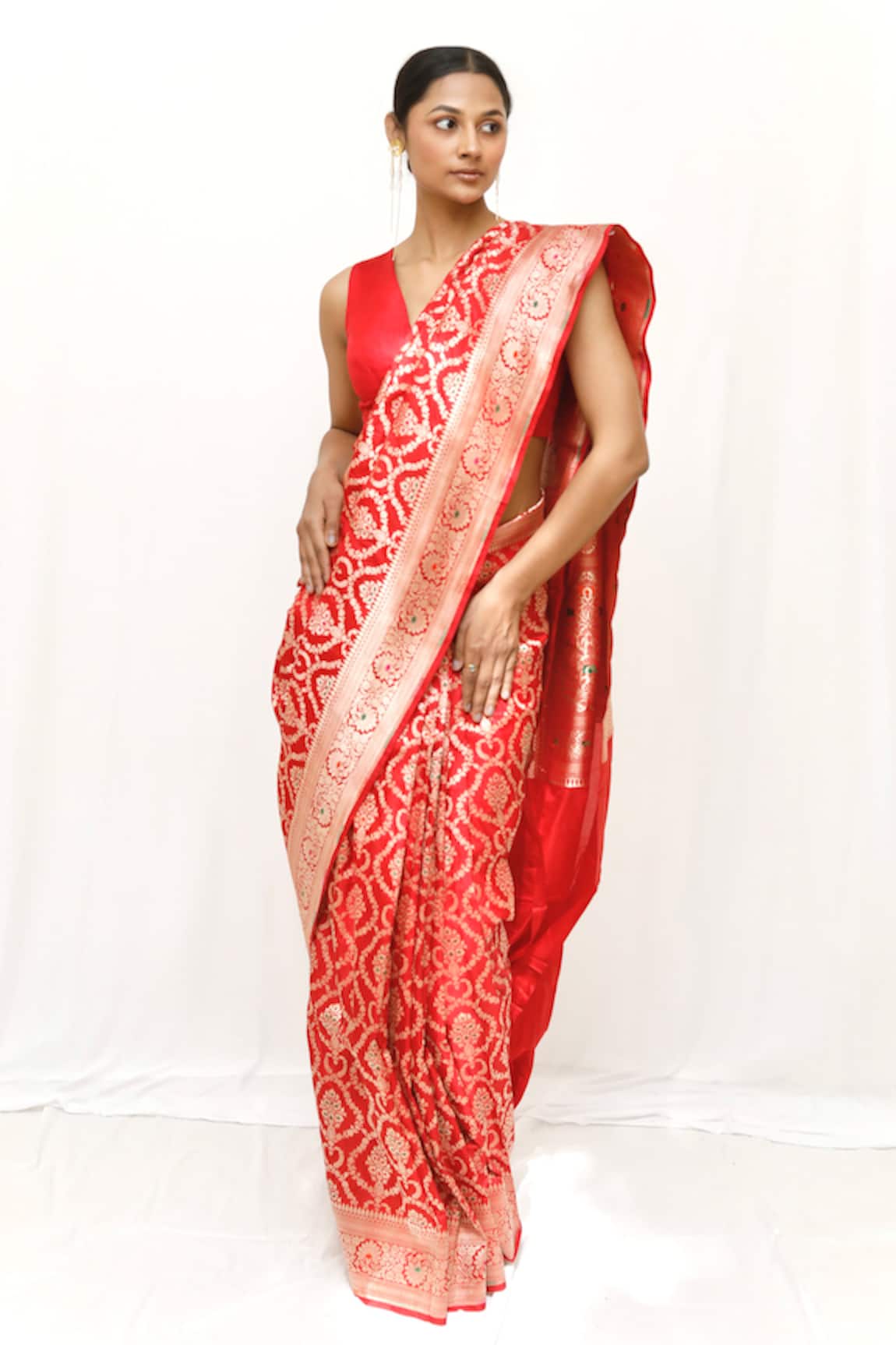 Neha & Tarun Red Woven Silk Saree with Blouse Piece 