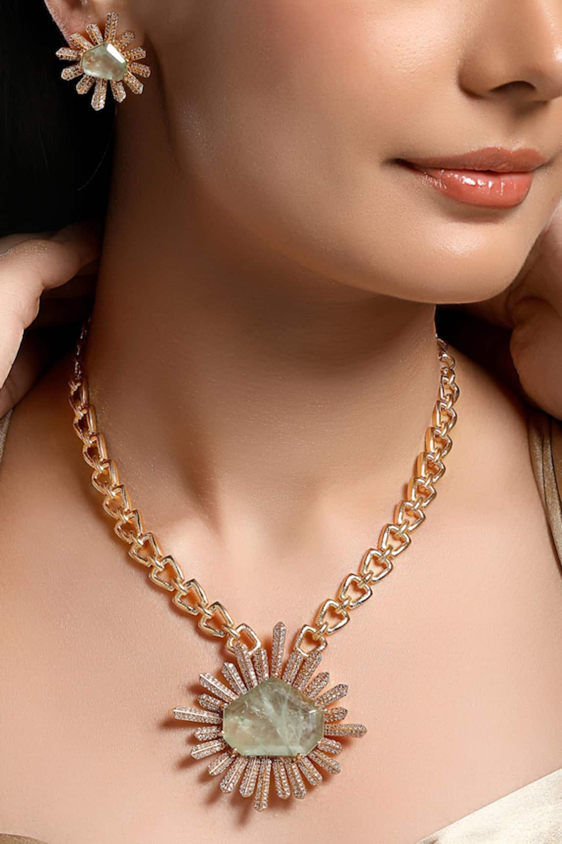 HRISHA Gold Mint Designer Jewelry Set 