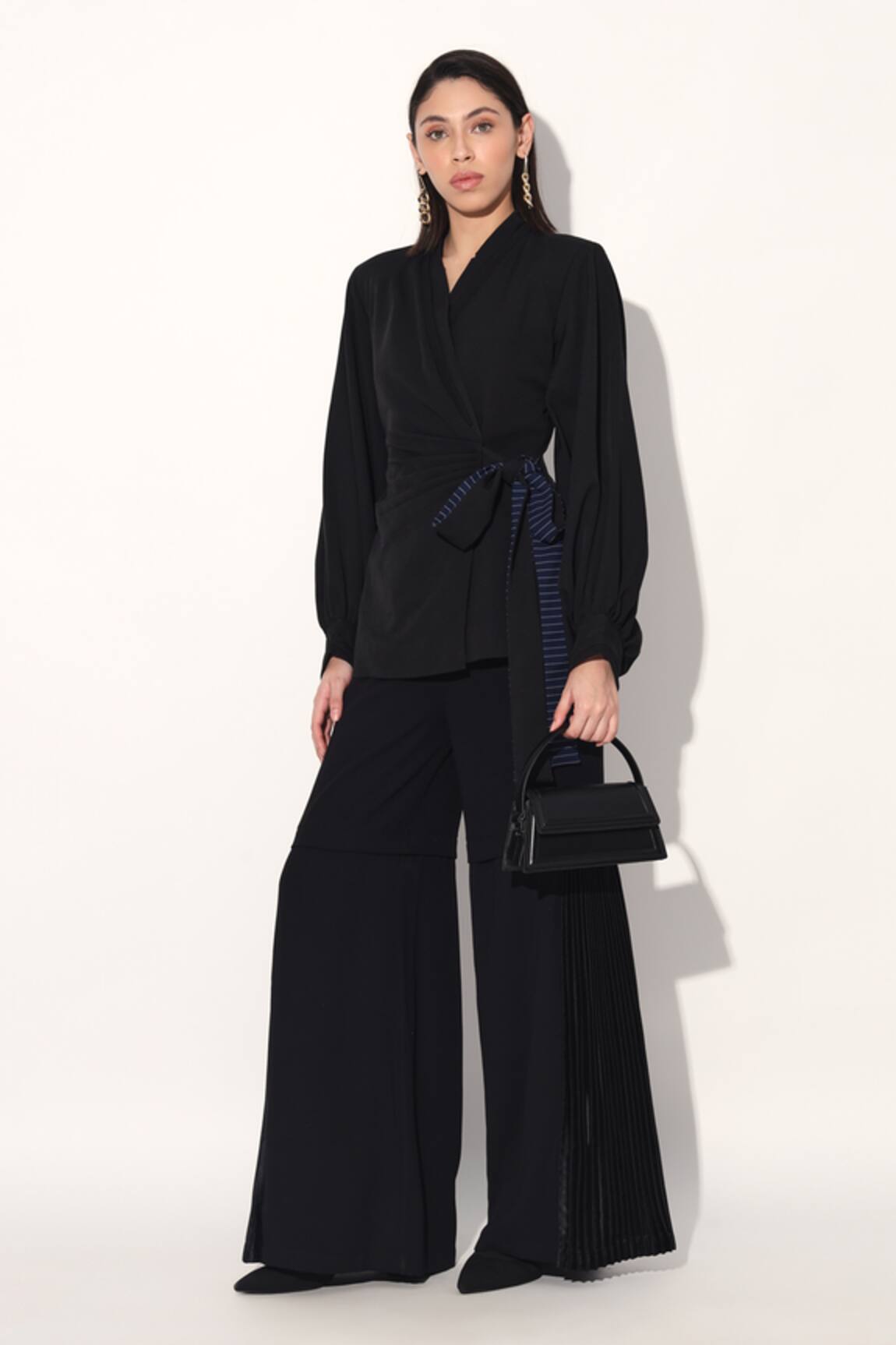 Linetribe_ Designer Black Crepe Pant