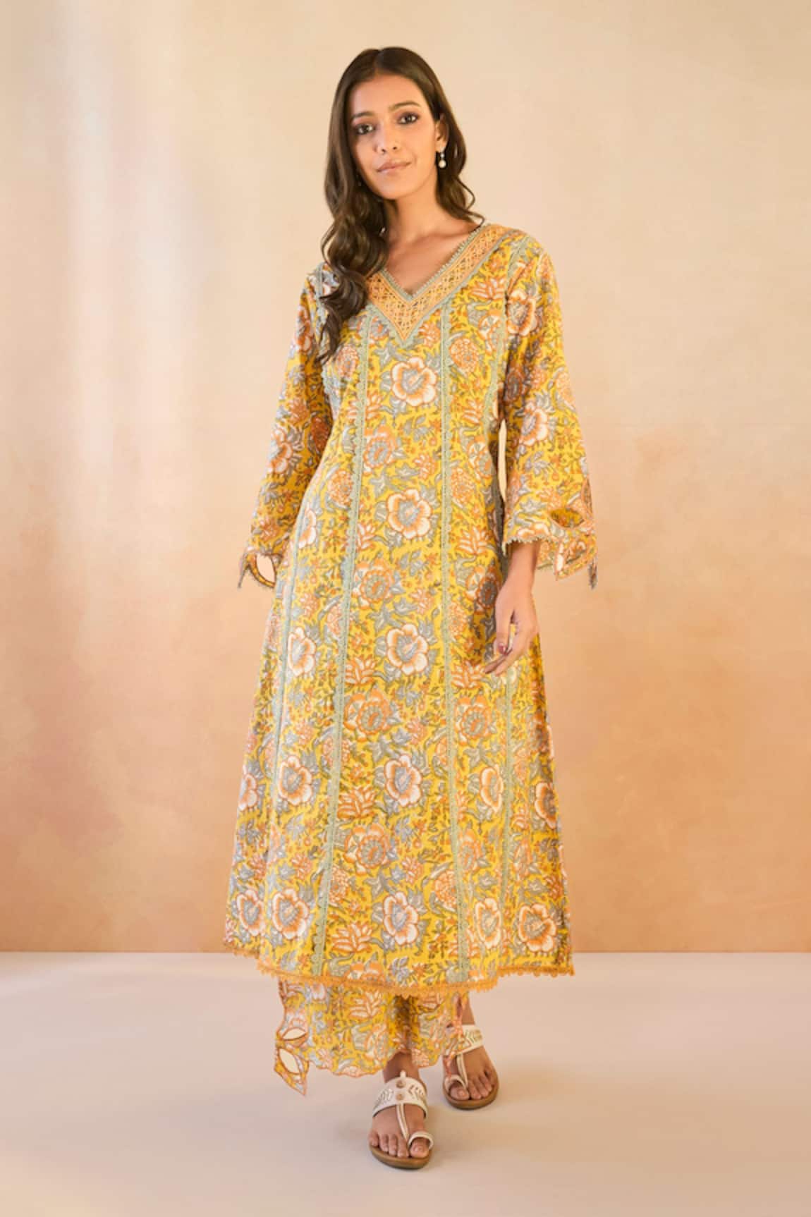 Nero India Sunflower Chintz Cutwork Kurta & Pant Set 